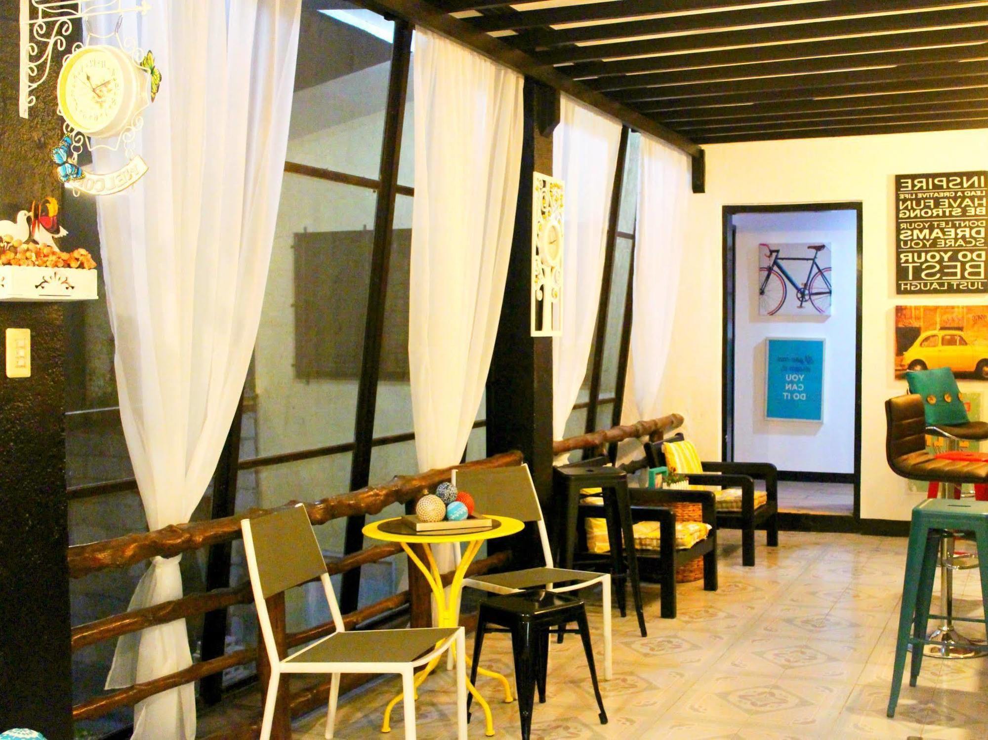 Tagaytay Garden Budgetel - City Center Tagaytay City Екстериор снимка