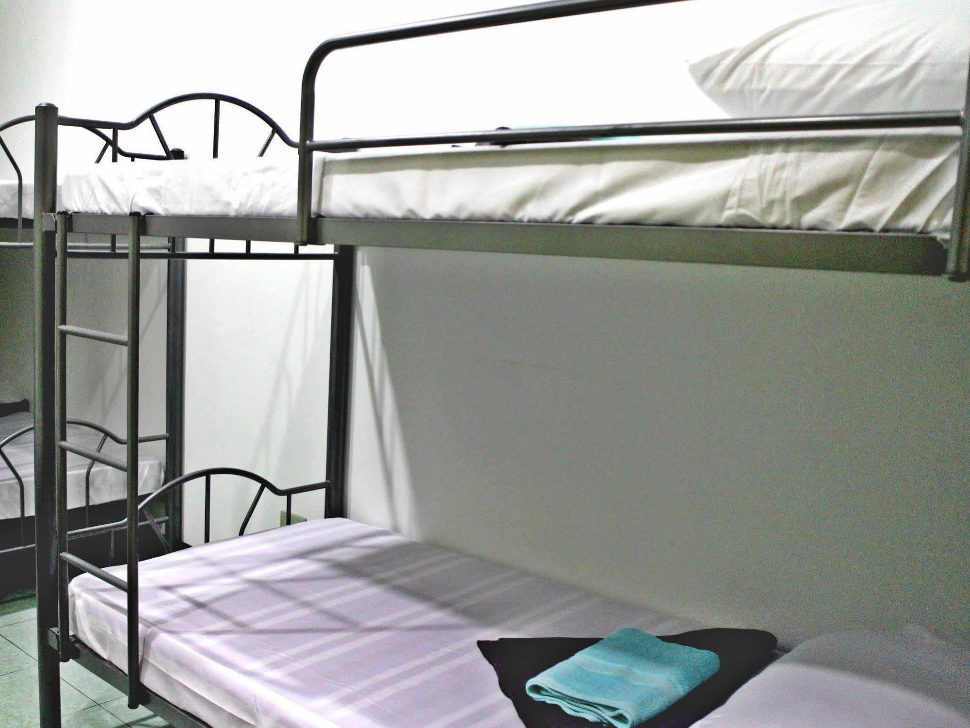 Tagaytay Garden Budgetel - City Center Tagaytay City Екстериор снимка