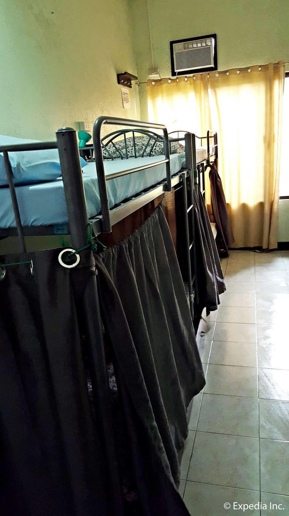 Tagaytay Garden Budgetel - City Center Tagaytay City Екстериор снимка