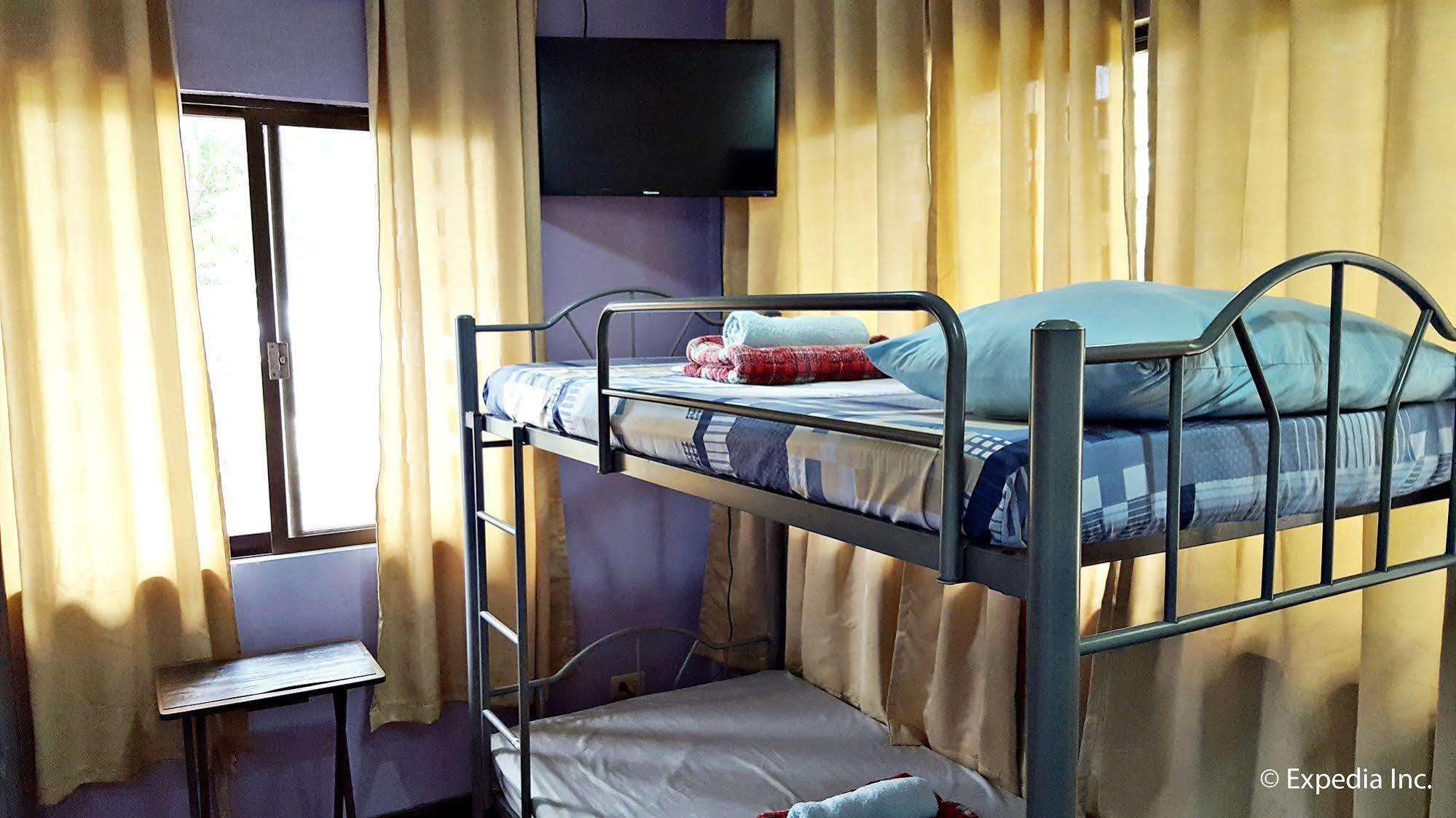 Tagaytay Garden Budgetel - City Center Tagaytay City Екстериор снимка