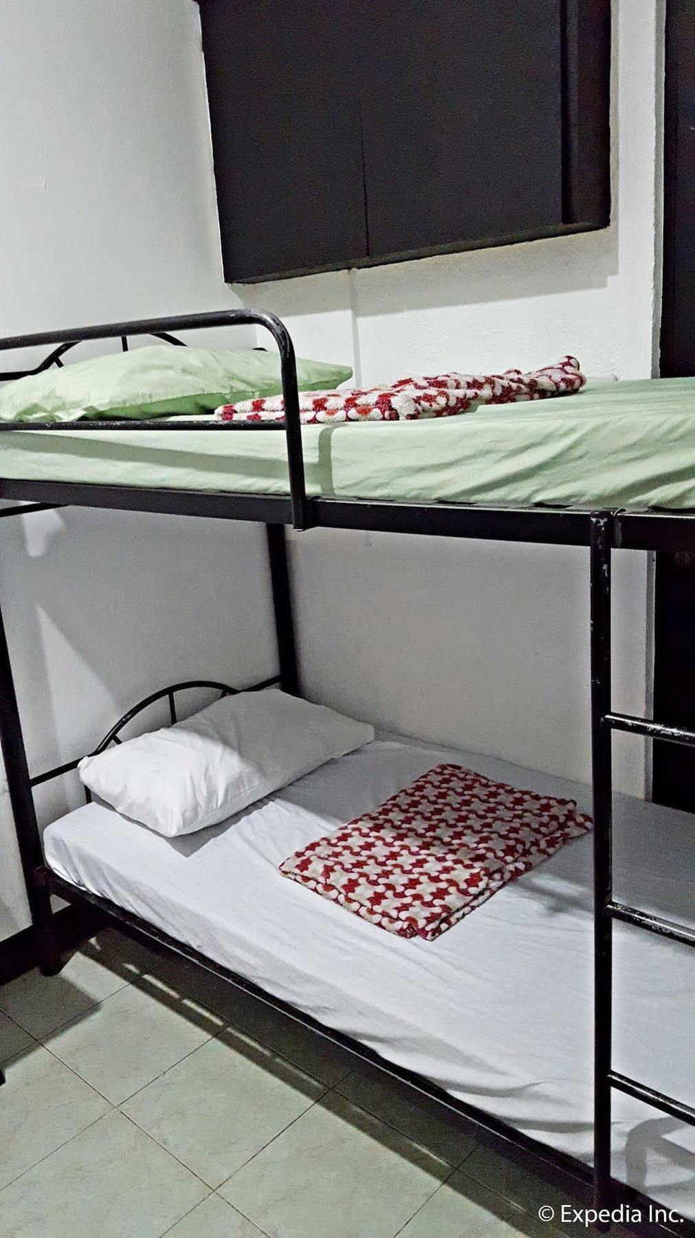 Tagaytay Garden Budgetel - City Center Tagaytay City Екстериор снимка