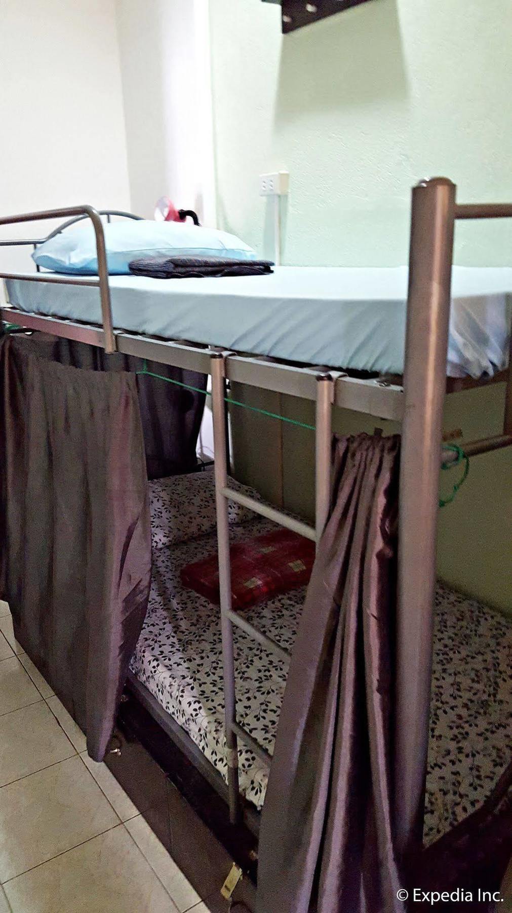 Tagaytay Garden Budgetel - City Center Tagaytay City Екстериор снимка