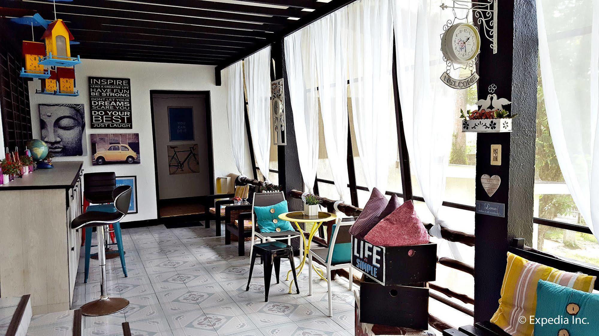 Tagaytay Garden Budgetel - City Center Tagaytay City Екстериор снимка